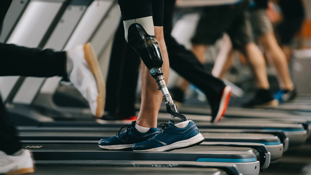 New smart prosthetic foot adjusts to rough terrain - The Week