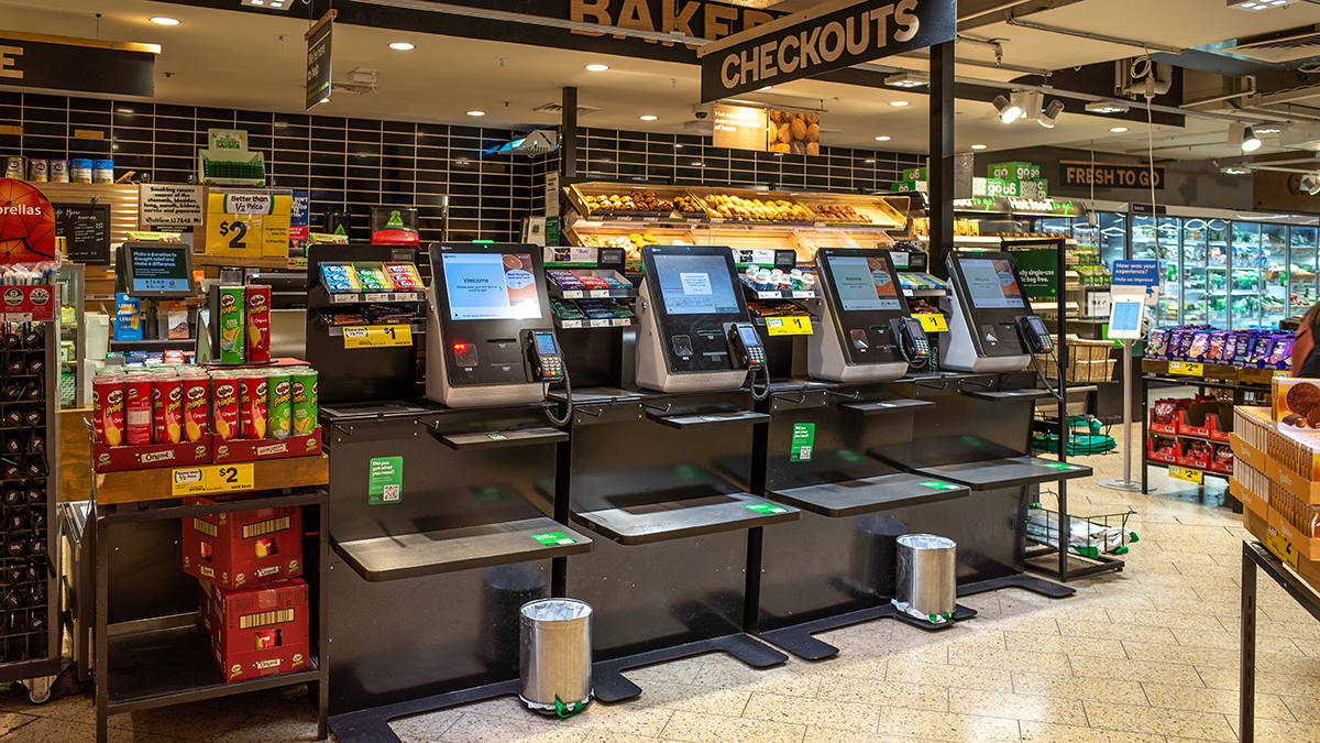 Weighing up whether to build or buy a managed connectivity solution was Chris Baird, CEO of OptConnect who joined IoT Insider Editor