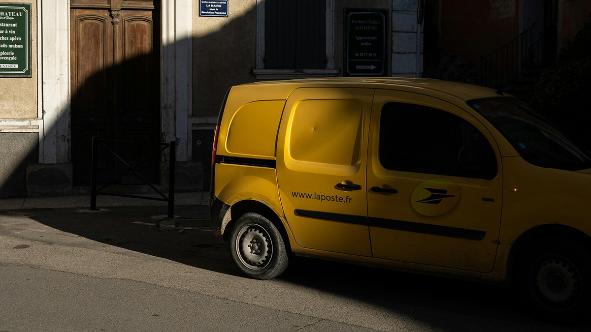 French postal service company, La Poste, has partnered with Pathway, to create a digital twin of the La Poste logistics fleet