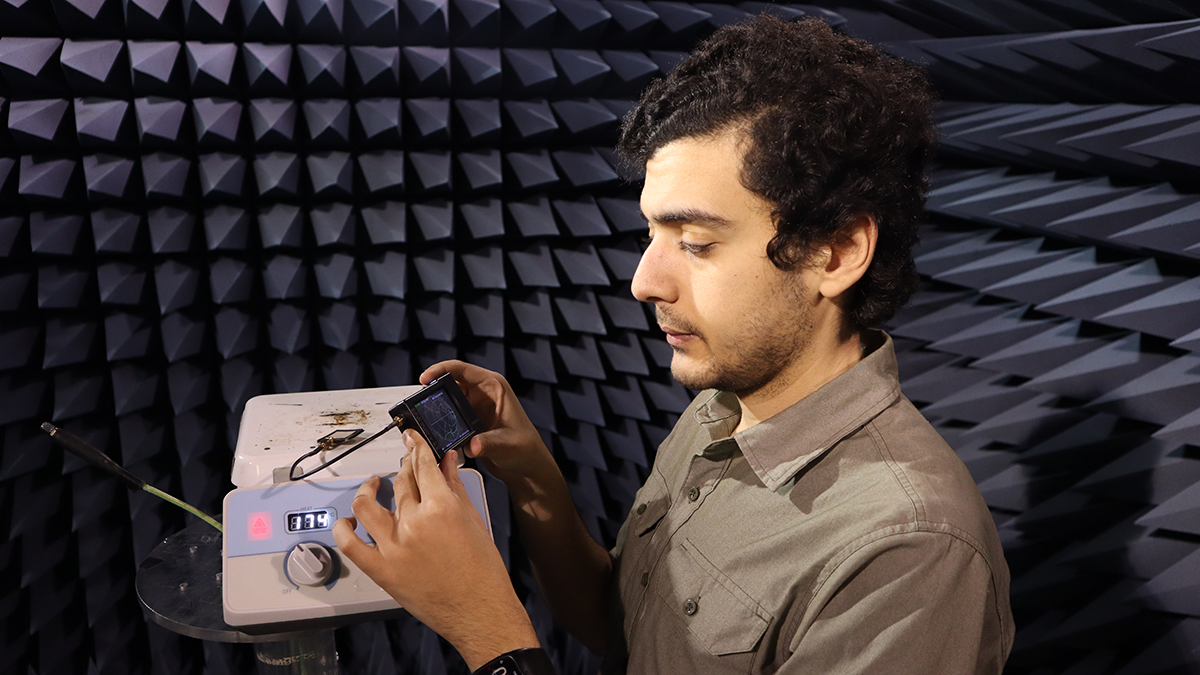 Dr Mahmoud Wagih has won one of the Royal Academy of Engineering’s top awards for his work in developing wireless power