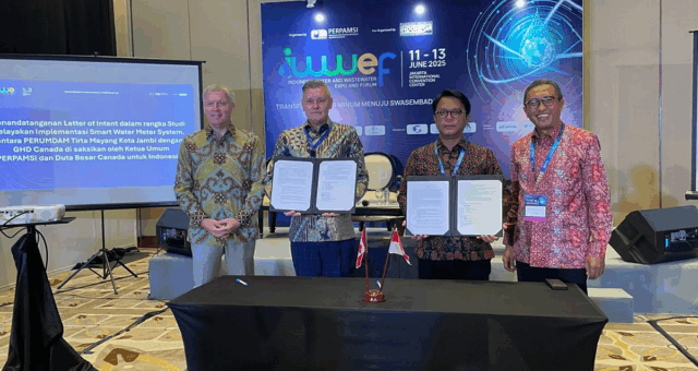 Perumdam Tirta Mayang Kota Jambi and GHD recently signed a Letter of Intent (LOI) for a joint Canadian-Indonesian pilot project