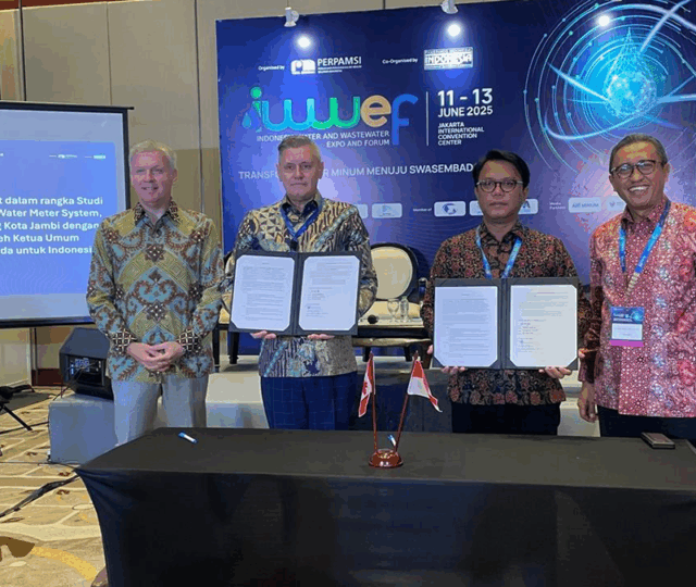 Perumdam Tirta Mayang Kota Jambi and GHD recently signed a Letter of Intent (LOI) for a joint Canadian-Indonesian pilot project