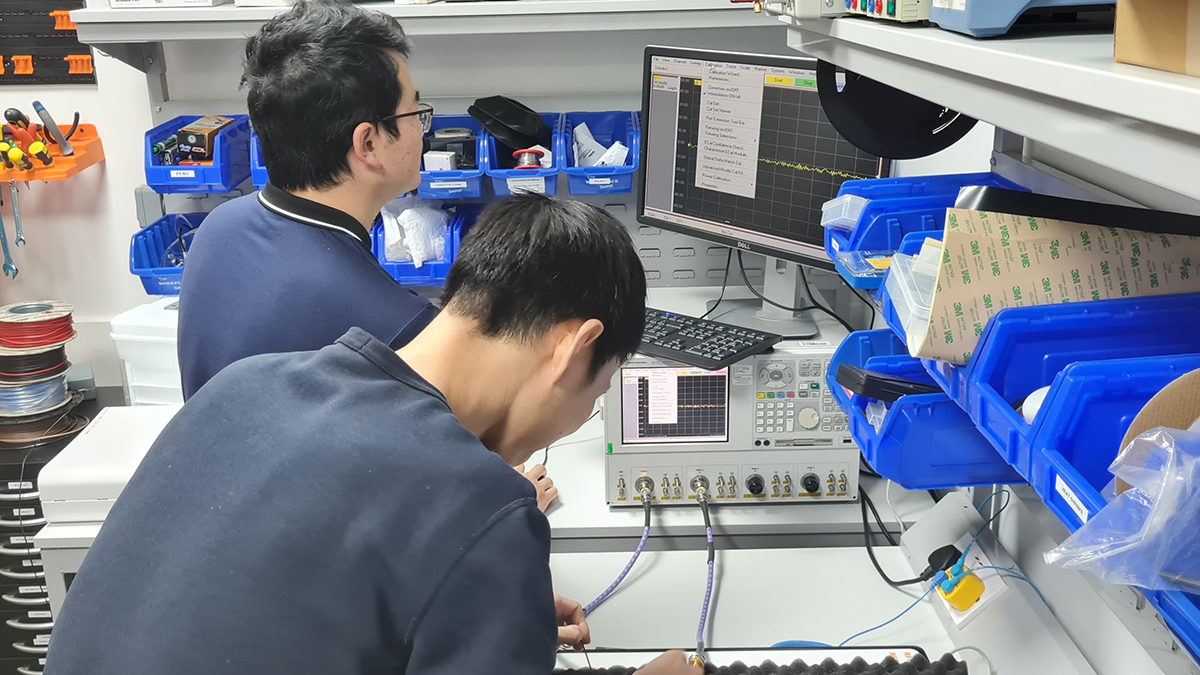Novocomms, the UK-based antenna specialist, has succesfully developed a 5G mmWave Fixed Wireless Acces (FWA) solution