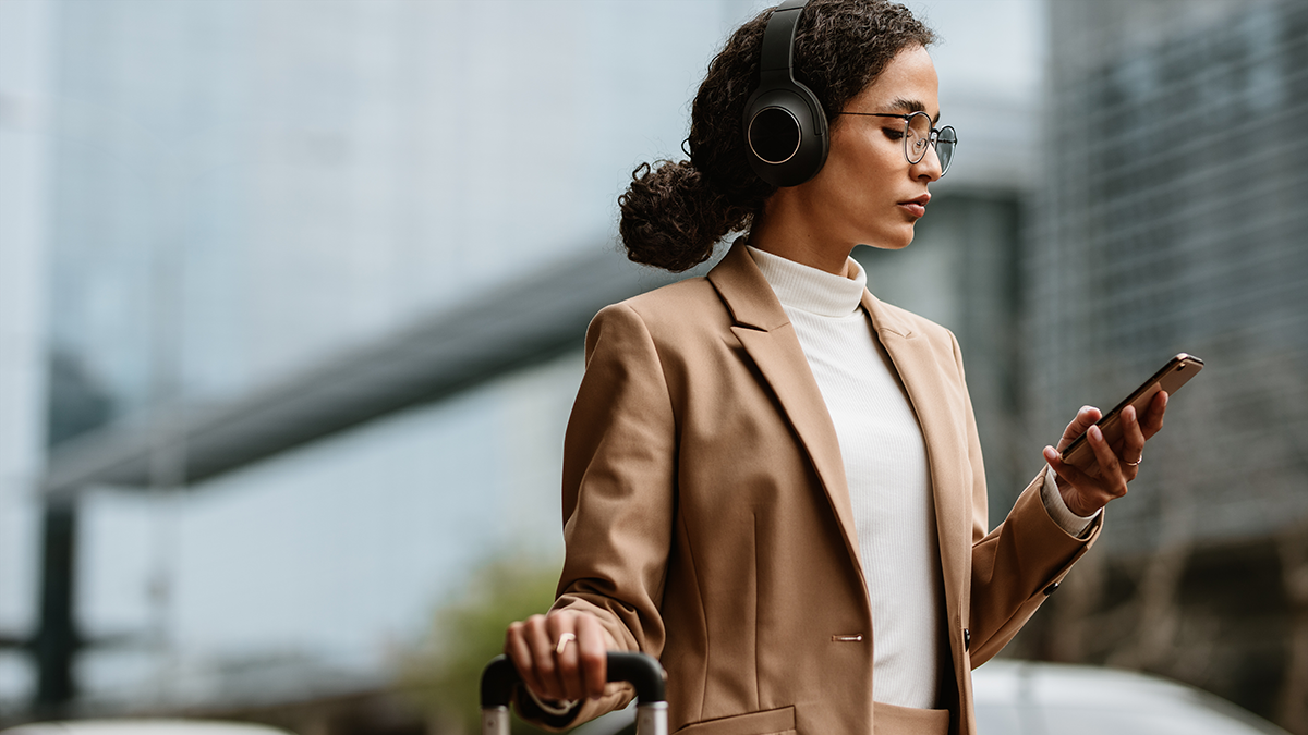 BLINK eSIM introduces a completely new approach: one single eSIM profile that works worldwide, with a flat daily price