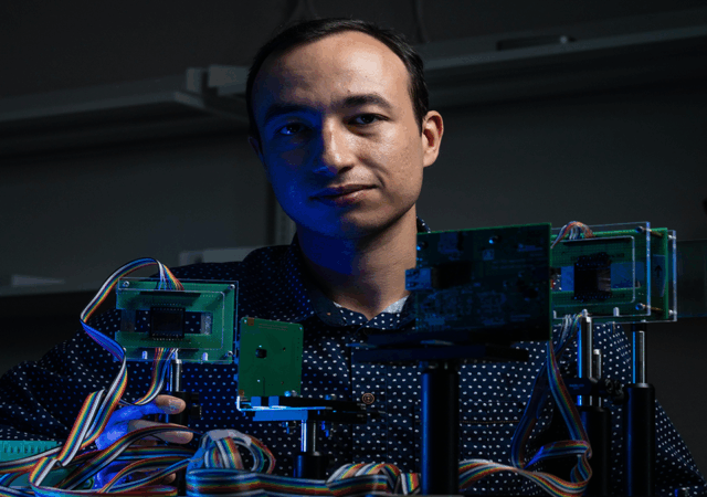 Researchers at Rice University have developed a method to dramatically speed up and sharpen wireless connections in future 6G networks by harnessing what they describe as “engineered randomness.”