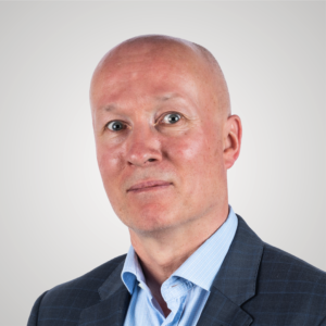 Early warning alerts to protect flight operations before delays