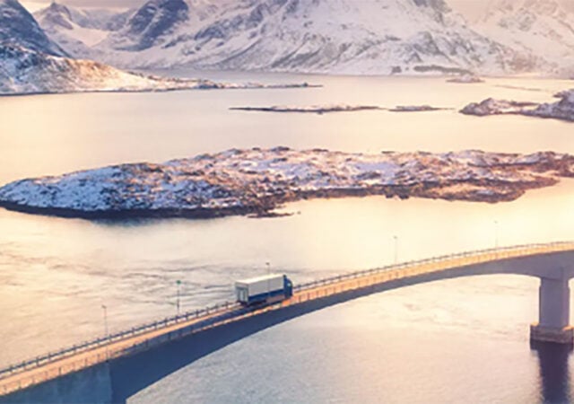 UNIVITY: a 5G constellation for the connected vehicle