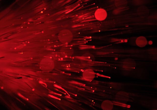 European scientists turn to light to halt Internet energy crisis