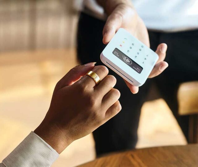 Infineon Technologies has launched a new platform designed to bring secure contactless payments to smart wearables.