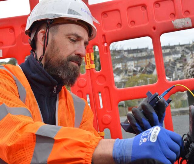 Industry groups have welcomed Openreach's plans to bring next-generation full-fibre broadband to more than 1m UK premises.