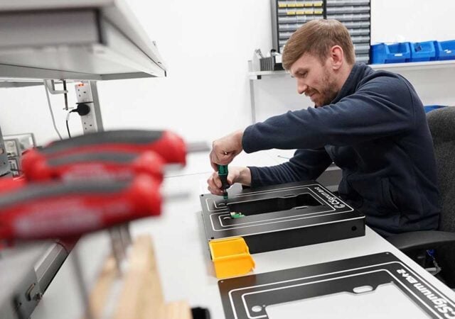 Scottish company CSignum has raised £2.6 million to expand commercial deployment of its EM2 wireless technology.