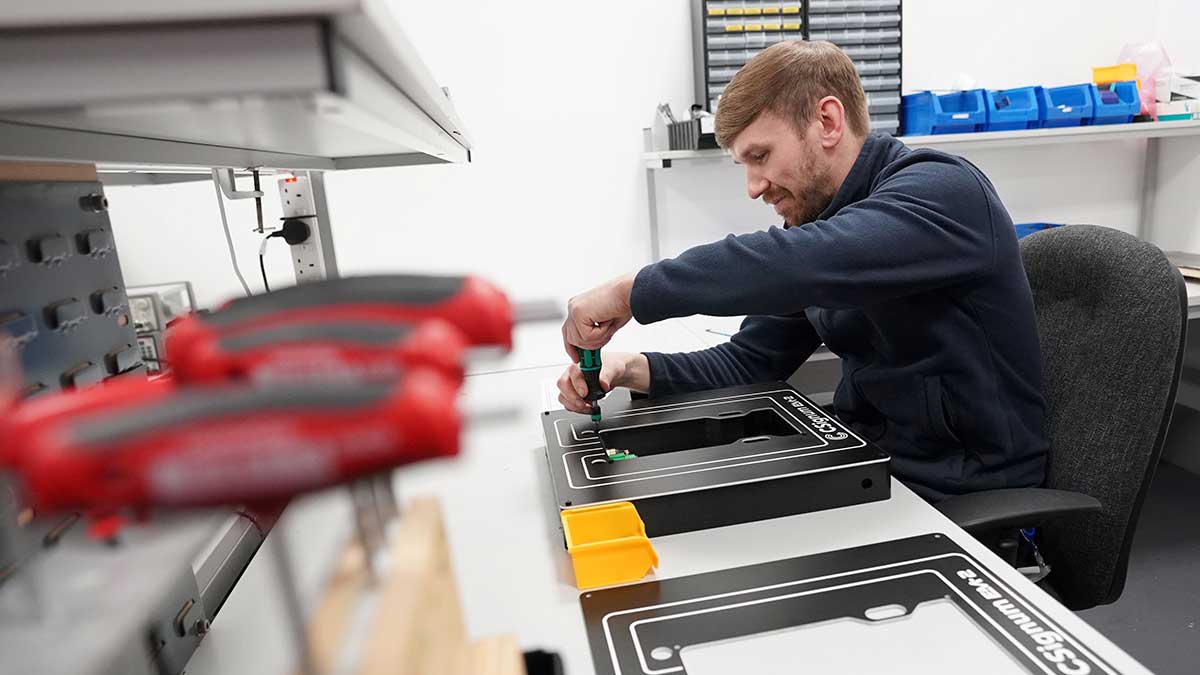 Scottish company CSignum has raised £2.6 million to expand commercial deployment of its EM2 wireless technology.